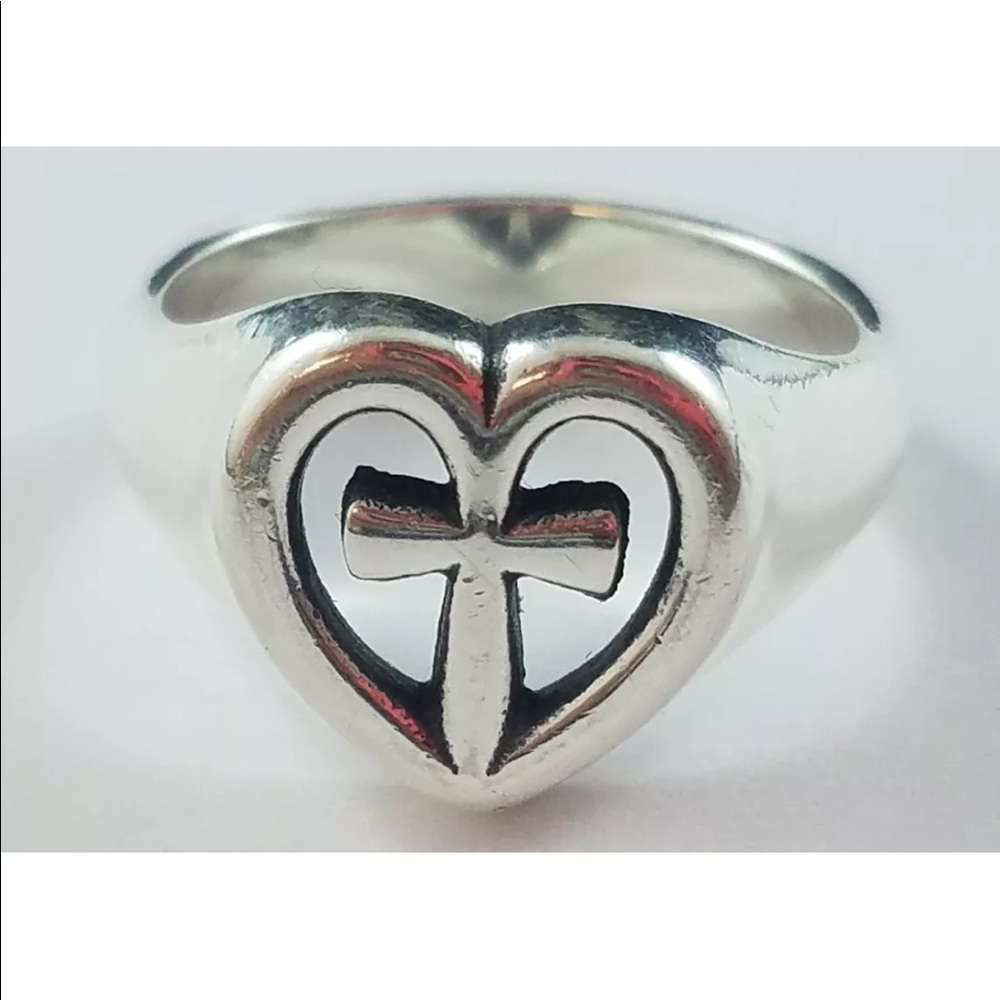 James Avery